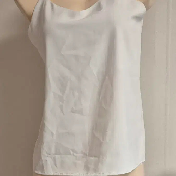 [BUNJANG] White Sleeveless Tank Top Size 55 / 화이트 끈나시 슬리브리스 탑 55
