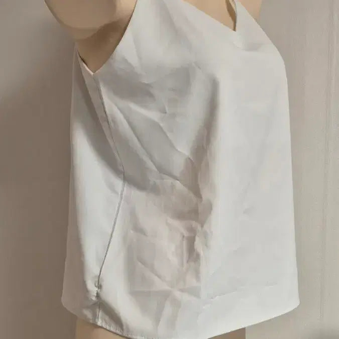 [BUNJANG] White Sleeveless Tank Top Size 55 / 화이트 끈나시 슬리브리스 탑 55