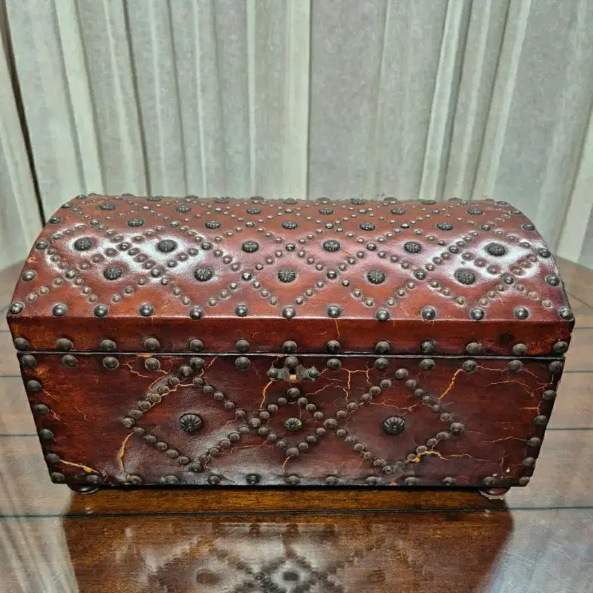 [BUNJANG] Spanish Antique Vintage Domed Leather-Wrapped Wooden Box / 스페인 엔틱 빈티지 가죽 우드박스 보석함