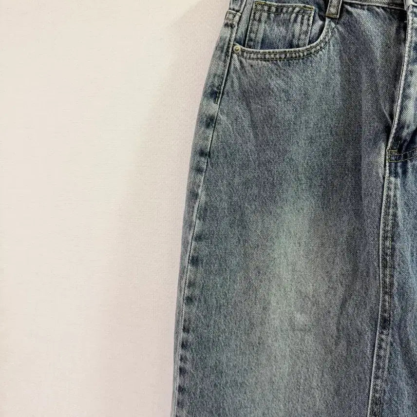 [BUNJANG] Light Wash Denim Long Skirt / 연청 롱 스커트