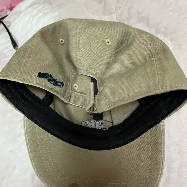 [BUNJANG] Basecream Ball Cap / 베이스크림 모자