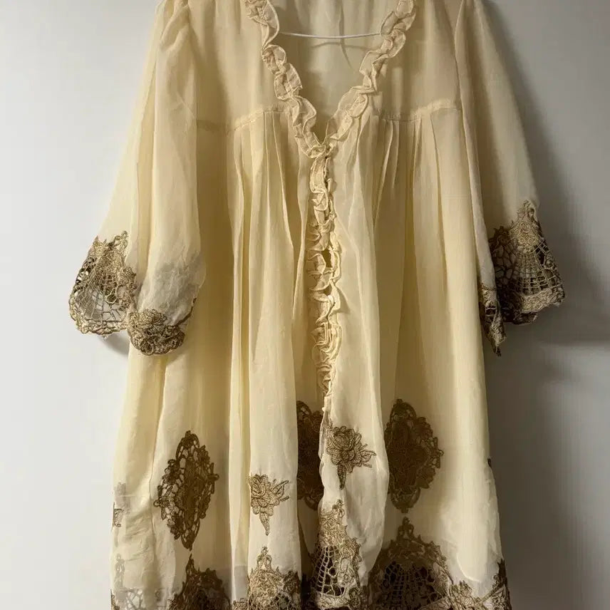 [BUNJANG] Ethnic Butterfly Embroidery Robe Cardigan / 에스닉 나비 자수 로브 가디건