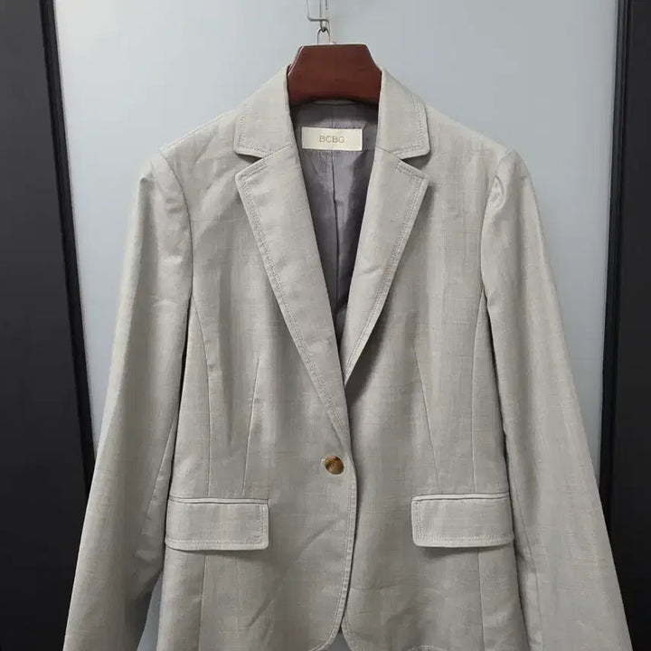 [BUNJANG] BCBG 100% Wool Pin Tuck Jacket / BCBG 울100 핀턱 자켓