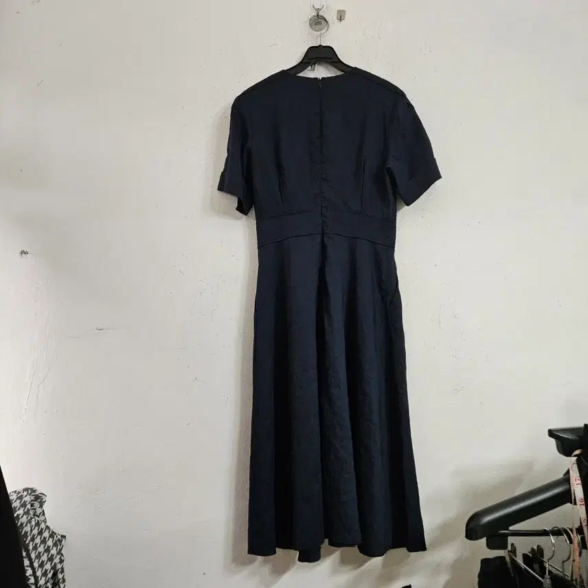 [BUNJANG] Navy Short Sleeve Long Dress with Button Detail / 네이비 반팔 롱 원피스 버튼 장식