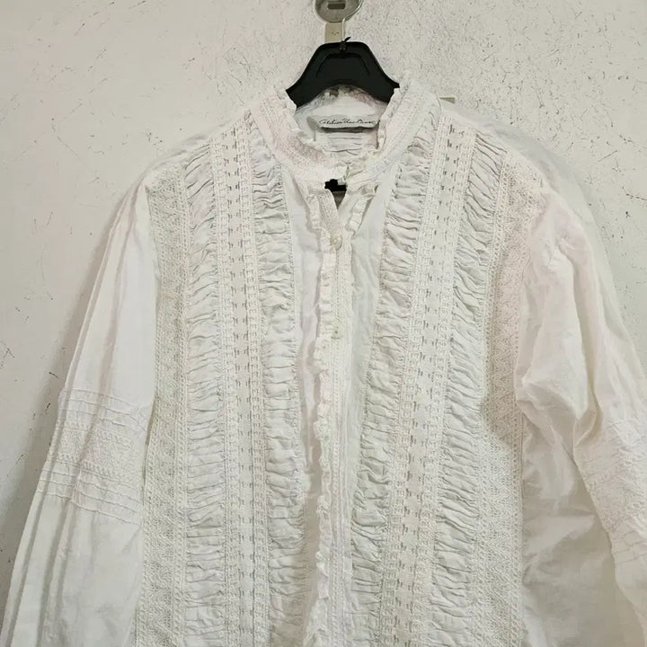 [BUNJANG] Fabiana Filippi White Lace Blouse / Fabiana Filippi 화이트 레이스 블라우스