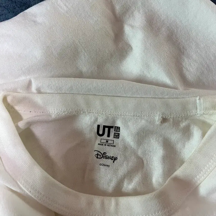 [BUNJANG] Uniqlo Short Sleeve T-Shirt - White, Size M / 유니클로 반팔 M