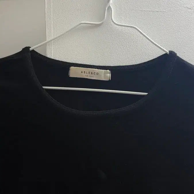 [BUNJANG] Basic Black Round Neck Short Sleeve T-Shirt / 블랙 기본 라운드넥 반팔티