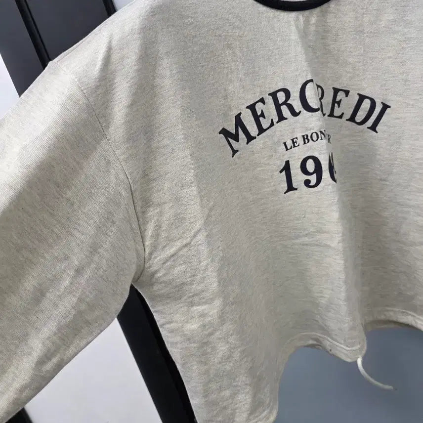 [BUNJANG] AB Plus String Sweatshirt / 2025 ab plus 스트링 맨투맨
