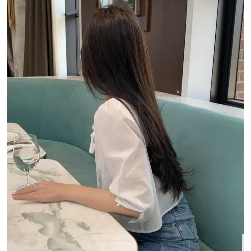 [SOLD OUT] 샵시예 레이스 리본 디어 블라우스 온드민르플레인리브아워플랜트르베인