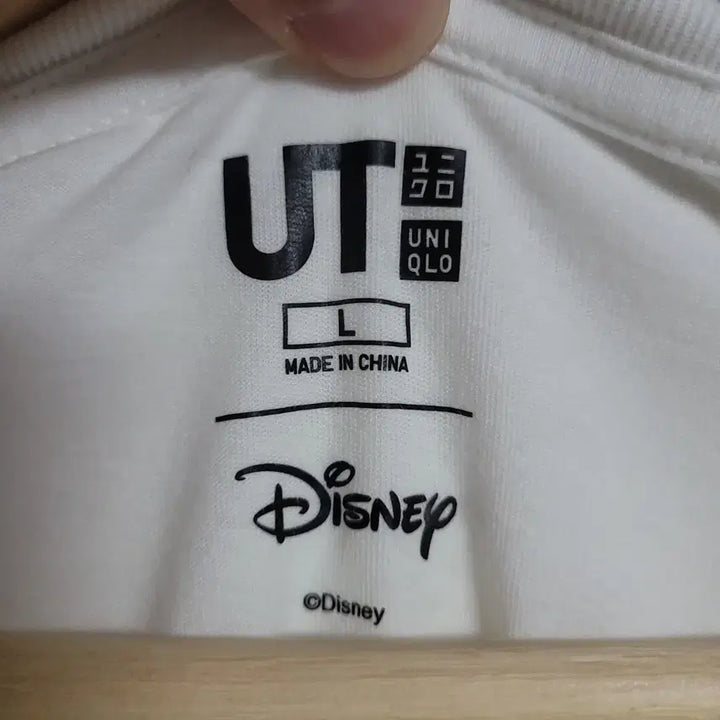 [BUNJANG] Uniqlo Mickey Mouse Graphic T-Shirt White / (L) UNIQLO 유니클로 UT 미키마우스 반팔 티셔츠 화이트