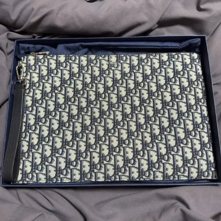 [BUNJANG] Dior Oblique A4 Clutch / 디올 오블리크 a4 클러치 단품