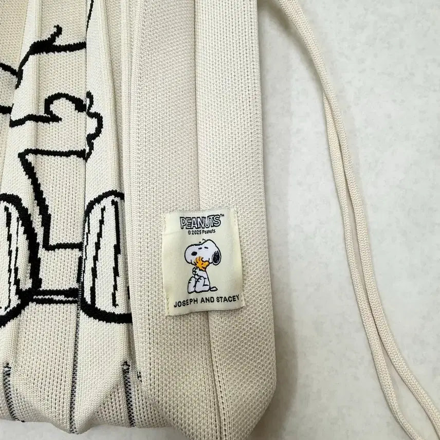 [BUNJANG] Joseph &amp; Stacey PEANUTS Snoopy Limited Edition Knit Bag &amp; Pouch Set / 조셉앤스테이시 PEANUTS 스누피 한정판