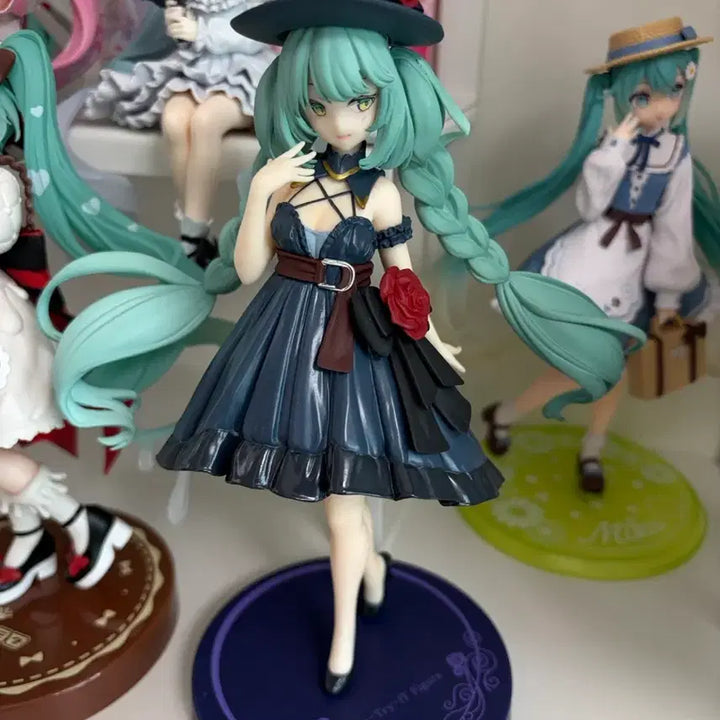 [BUNJANG] FURYU Trio-Try-iT Hatsune Miku Outing Dress Ver. Figure / [박스X] 후류 Trio-Try-iT 하츠네 미쿠 외출 드레스 피규어