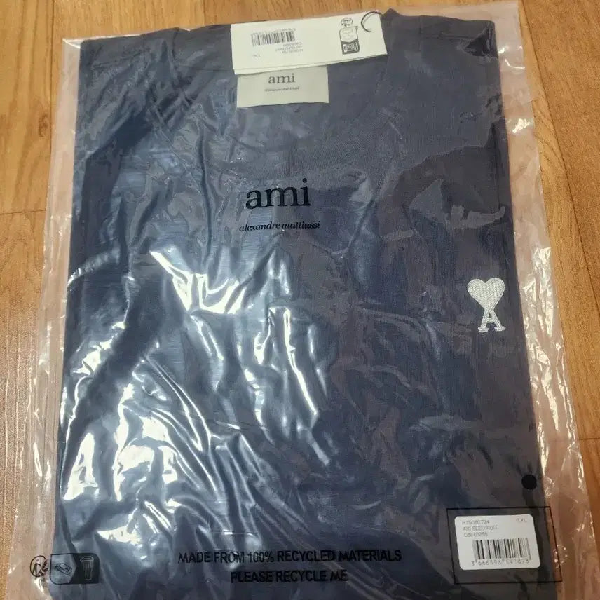 [BUNJANG] Ami Small Ami de Coeur Cotton T-Shirt Navy XL / 아미 스몰 하트 반팔 티셔츠 네이비 XL