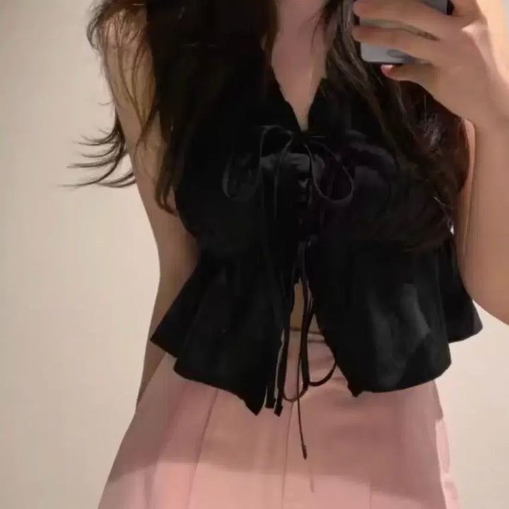 [BUNJANG] Frill Sleeveless Blouse (Black) / 프릴 나시 블라우스(블랙)