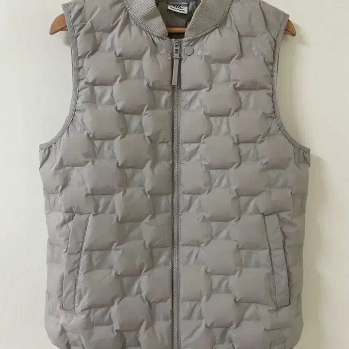 [BUNJANG] Xexymix Light Gray Cubic Quilting Down Vest / 남100) 젝시믹스 라이트 그레이 큐브 퀄팅 덕다운 패딩 조끼
