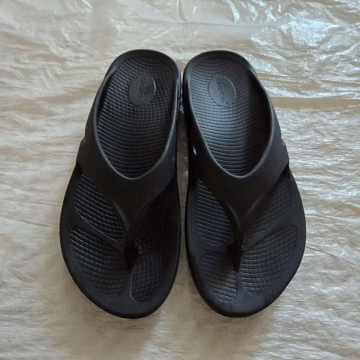 [BUNJANG] OOFOS OOFos Thong Sandals Flip-Flops Size EU44 (US M11-W13) / [eu44] 우포스 쪼리 슬리퍼 샌들 플립플랍 290 295 300
