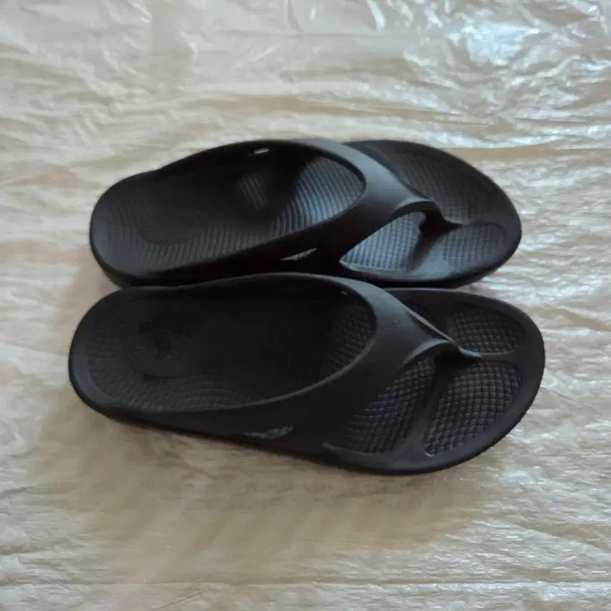 [BUNJANG] OOFOS OOFos Thong Sandals Flip-Flops Size EU44 (US M11-W13) / [eu44] 우포스 쪼리 슬리퍼 샌들 플립플랍 290 295 300