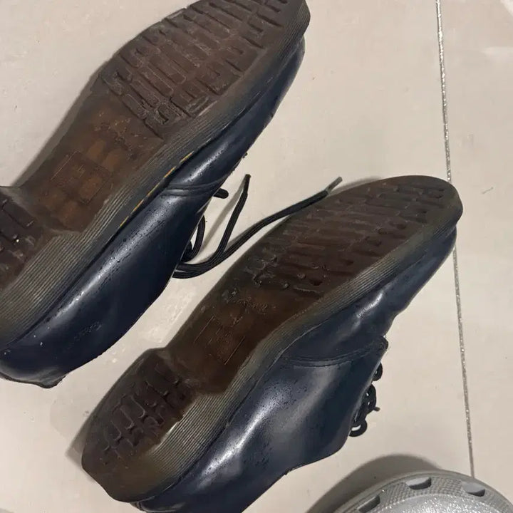 [BUNJANG] Dr. Martens 260 UK7 Navy Leather Shoes / 닥터마틴 260 uk7 네이비