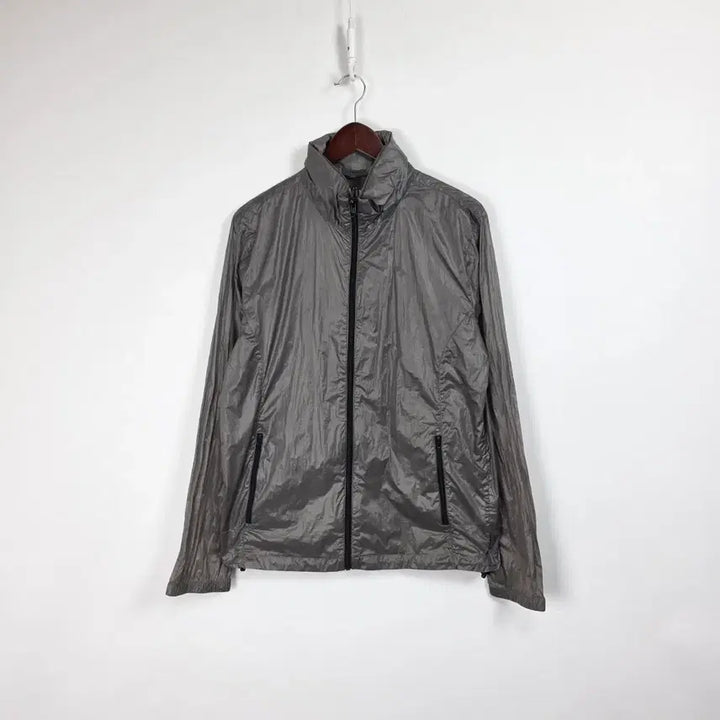 [BUNJANG] Giordano Lightweight Hooded Windbreaker Jacket Grey Men&