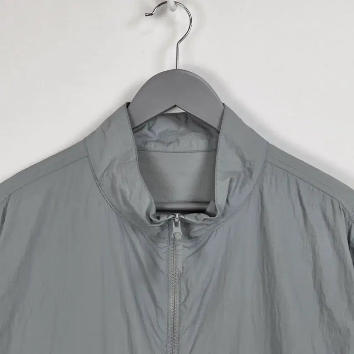 [BUNJANG] Feltics Blue Grey Lightweight Windbreaker Jacket Men&