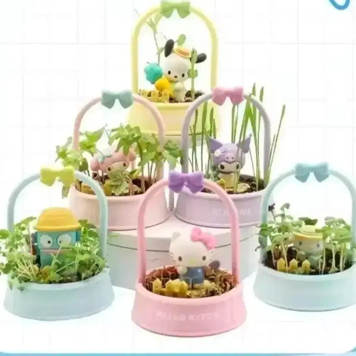 [BUNJANG] Hello Kitty Figure Plant Growing Kit / 헬로키티 피규어 가든 식물 키우기