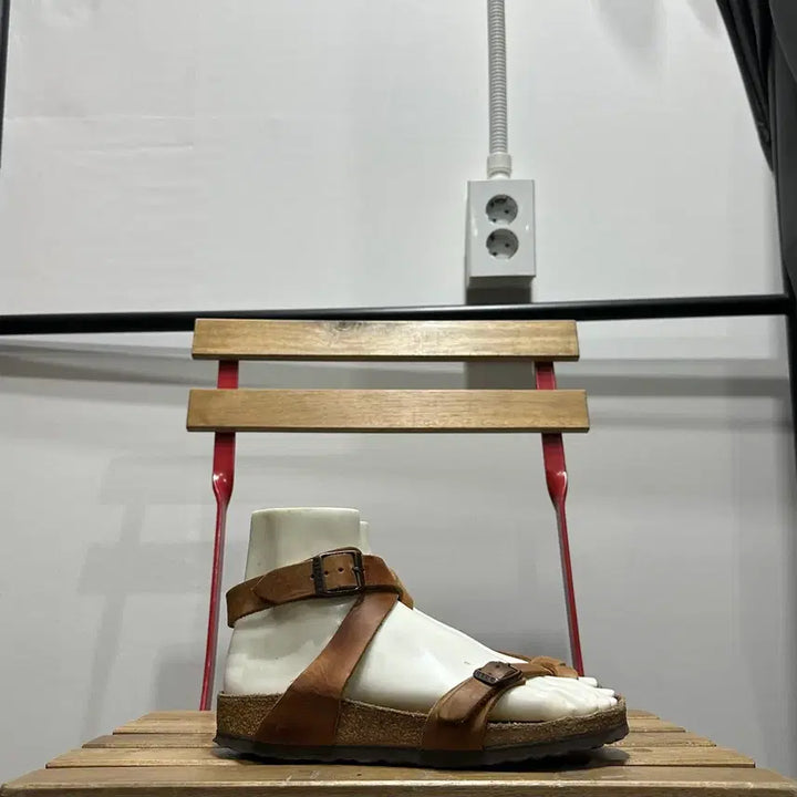 [BUNJANG] Birkenstock Yara Brown Leather Sandals / 225) 버켄스탁 샌들 여성 여자 샌들 야라 브라운 래더
