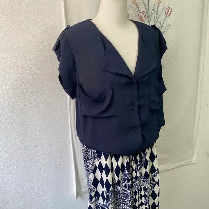 [BUNJANG] Sleeveless Mini Dress with Blouse and Patterned Skirt / 블라우스 + 패턴 미니스커트 민소매 원피스