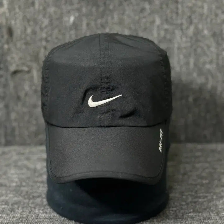 [BUNJANG] Nike Dri-FIT Featherlight Running Cap / 나이키 드라이핏 페더라이트 블랙 러닝캡 9세 이상