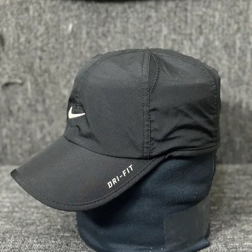 [BUNJANG] Nike Dri-FIT Featherlight Running Cap / 나이키 드라이핏 페더라이트 블랙 러닝캡 9세 이상