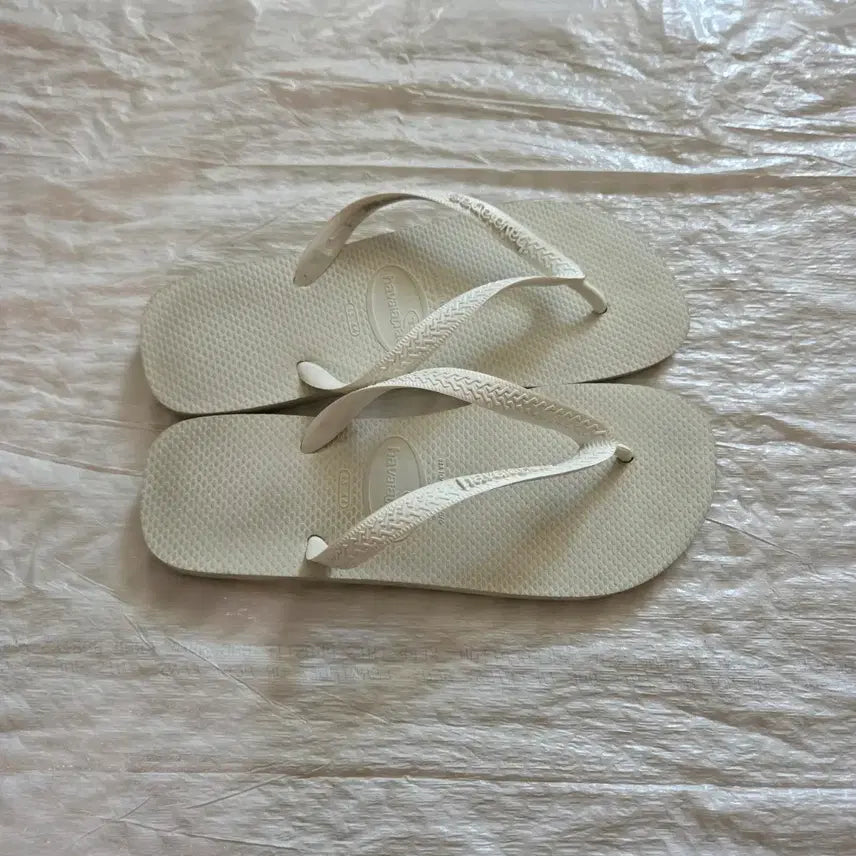 [BUNJANG] Havaianas Flip Flops Sandals White / [290] 하바이아나스 쪼리 플립플랍 샌들 슬리퍼 화이트 295 300