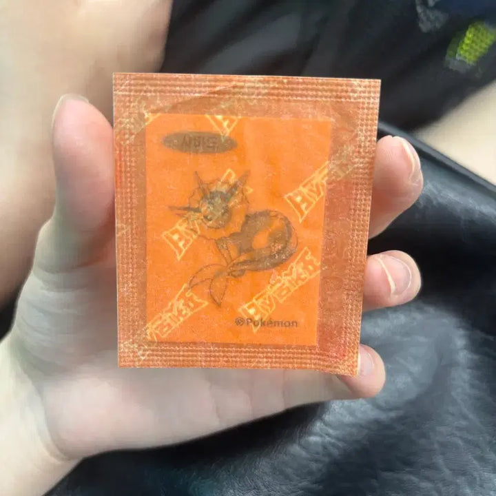 [BUNJANG] Pokemon Bread 30th Anniversary Charmander Sticker / 포켓몬빵 30주년 띠부띠부씰 샤미드