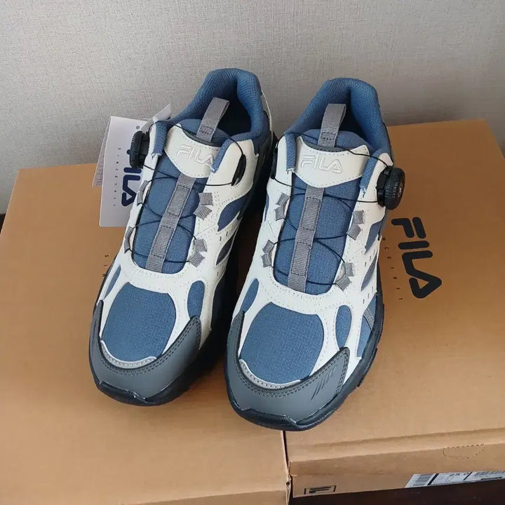 [BUNJANG] Fila Dial Trekking Shoes (250) / 휠라 다이얼 트레킹화 ^새제품^ (250)