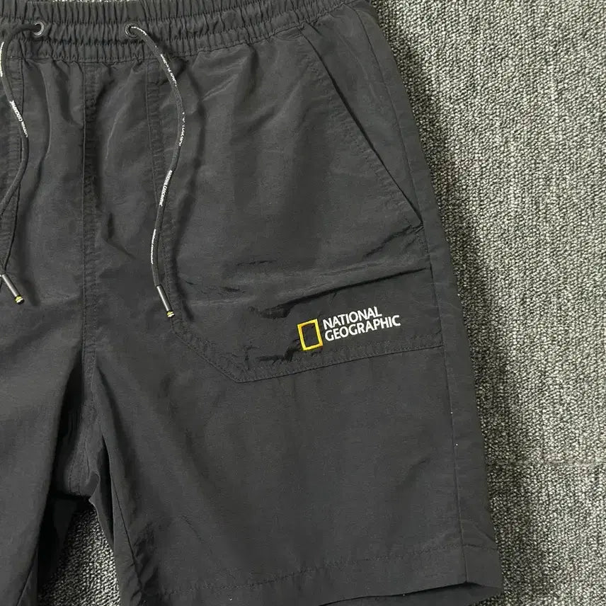 [BUNJANG] National Geographic Black Shorts / 내셔널지오그래픽 블랙 반바지 76