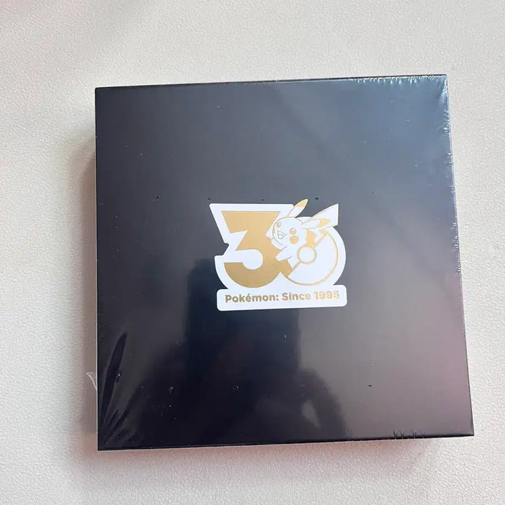 [BUNJANG] Pokemon 30th Anniversary Badge (May Limited Edition) - Sealed / 5월 포켓몬 30주년 기념 뱃지 미개봉