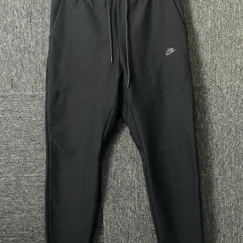 [BUNJANG] Nike Tech Fleece Dri-FIT Jogger Pants - Size S / 나이키 테크팩 드라이핏 조거 팬츠 S