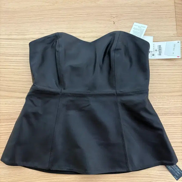 [BUNJANG] ZARA 100% Leather Bustier Tube Top - Size M / ZARA 자라 100% 레더 뷔스티에 튜브탑 핏사진있음