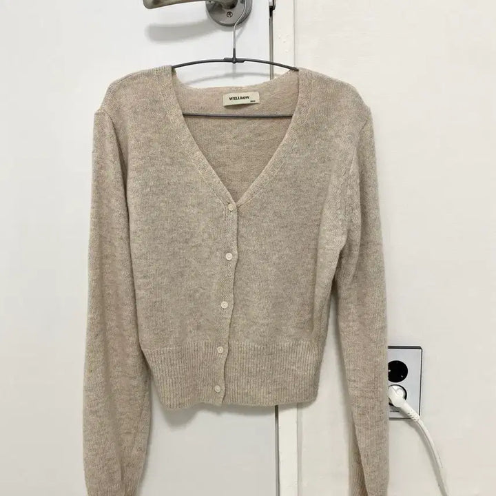 [BUNJANG] V-Neck Cardigan / 브이넥 가디건