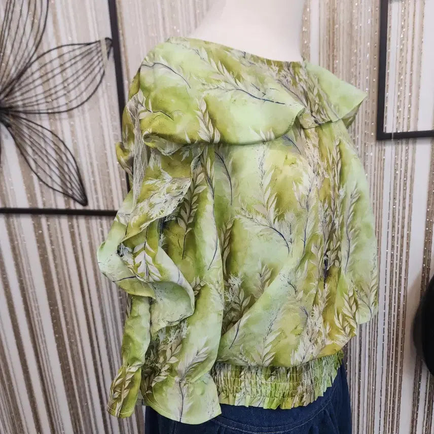 [BUNJANG] Flower Pattern Frill Blouse Green / 플라워 패턴 프릴 블라우스 그린