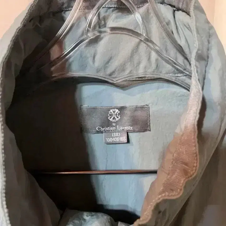 [BUNJANG] Christian Lacroix Nylon Windbreaker Jacket Blue / 크리스찬 라크르와 나일론 바람막이 자켓 55반-88 거의새것