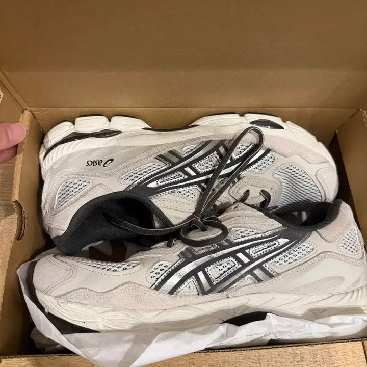 [BUNJANG] ASICS GEL-NYC Beige/Pure Silver 285mm / 아식스 젤 NYC 285mm 베이지 / 퓨어실버