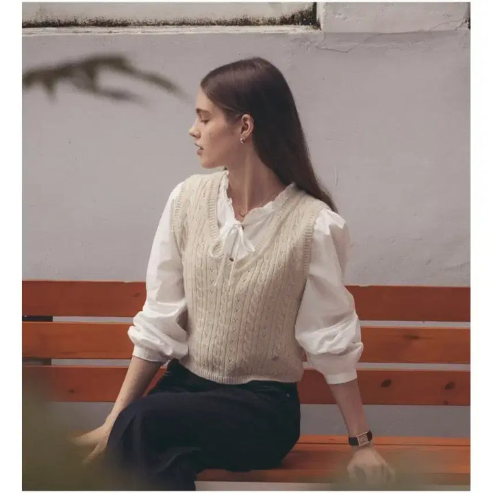 [BUNJANG] TILL I DIE Ribbon Cotton Blouse + Wool Knit Vest Set / TILL I DIE 블라우스 + 니트조끼 합쳐서 판매 틸리다