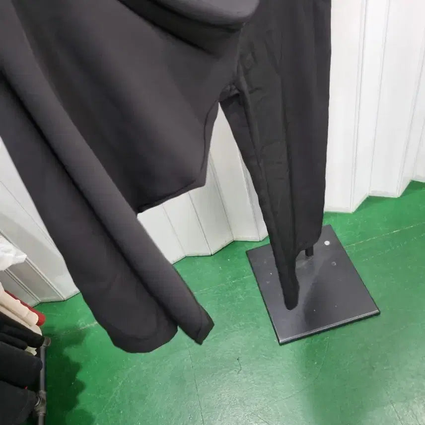 [BUNJANG] Black Strap Sleeveless Jumpsuit / 블랙 끈 나시 점프수트