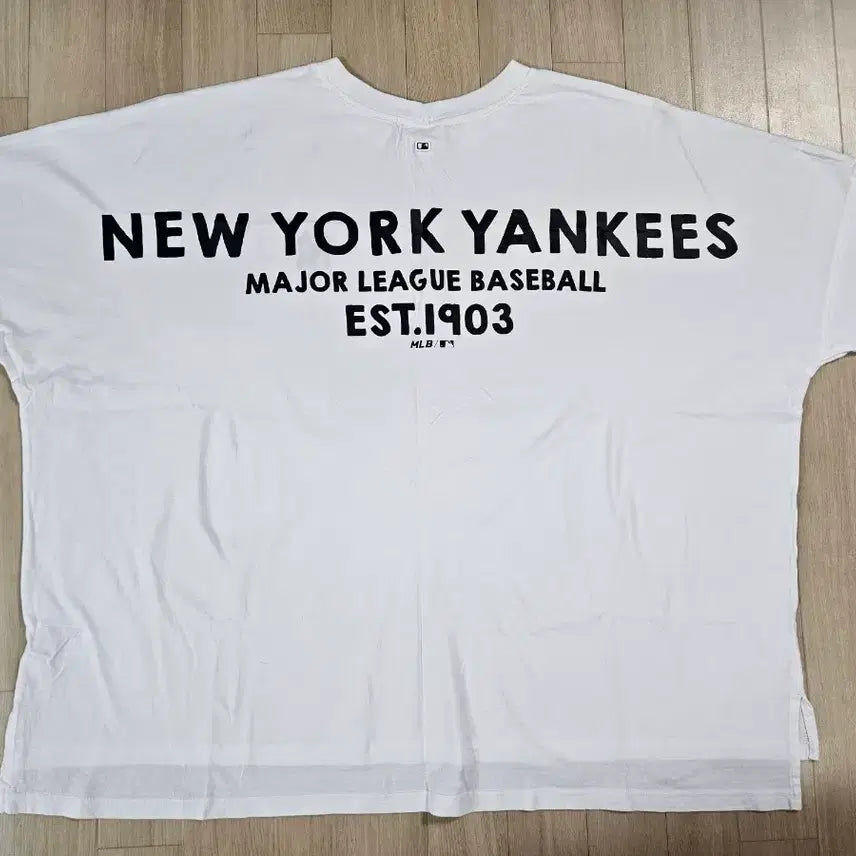 [BUNJANG] MLB New York Yankees Baseball Oversized T-Shirt / [MLB] 엠엘비 뉴욕 양키스 야구 오버핏 티셔츠 F(50W)