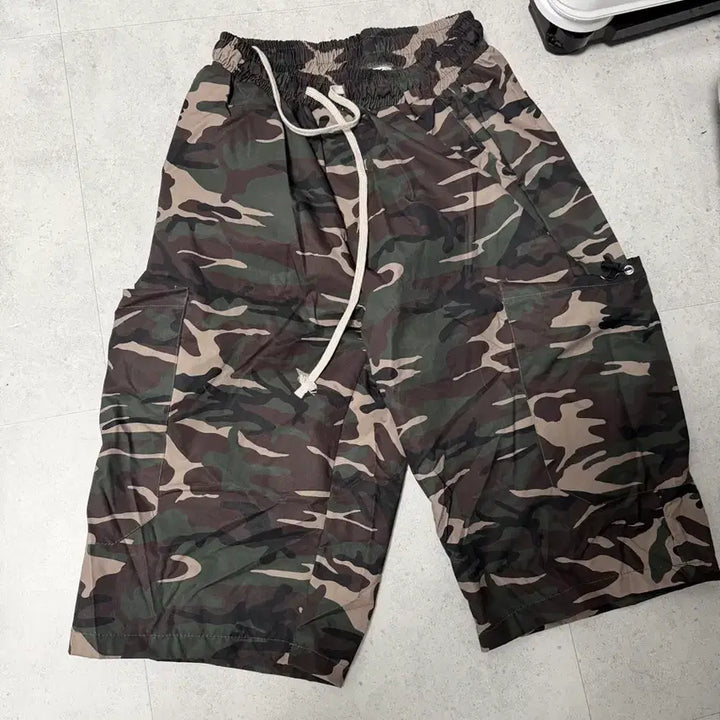[BUNJANG] Claco Camo Bermuda Pants / 클라코 카모 버뮤다 팬츠 팝니다