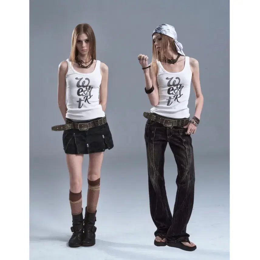 [BUNJANG] Wear and Tear Leopard Print Lettering Digital Print Sleeveless T-Shirt / wearAndtear 티셔츠 나시티 레오파드 프린트 레터링 디지털 프린트