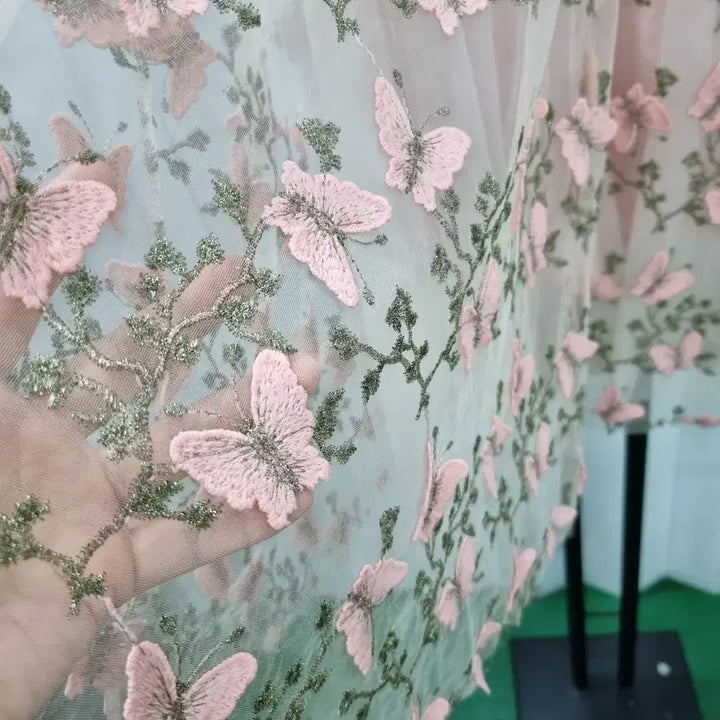 [BUNJANG] Pink Butterfly Embroidery Midi Skirt / 핑크 나비 자수 스커트