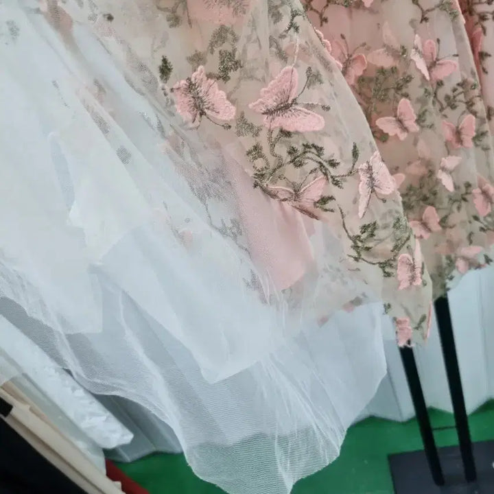 [BUNJANG] Pink Butterfly Embroidery Midi Skirt / 핑크 나비 자수 스커트