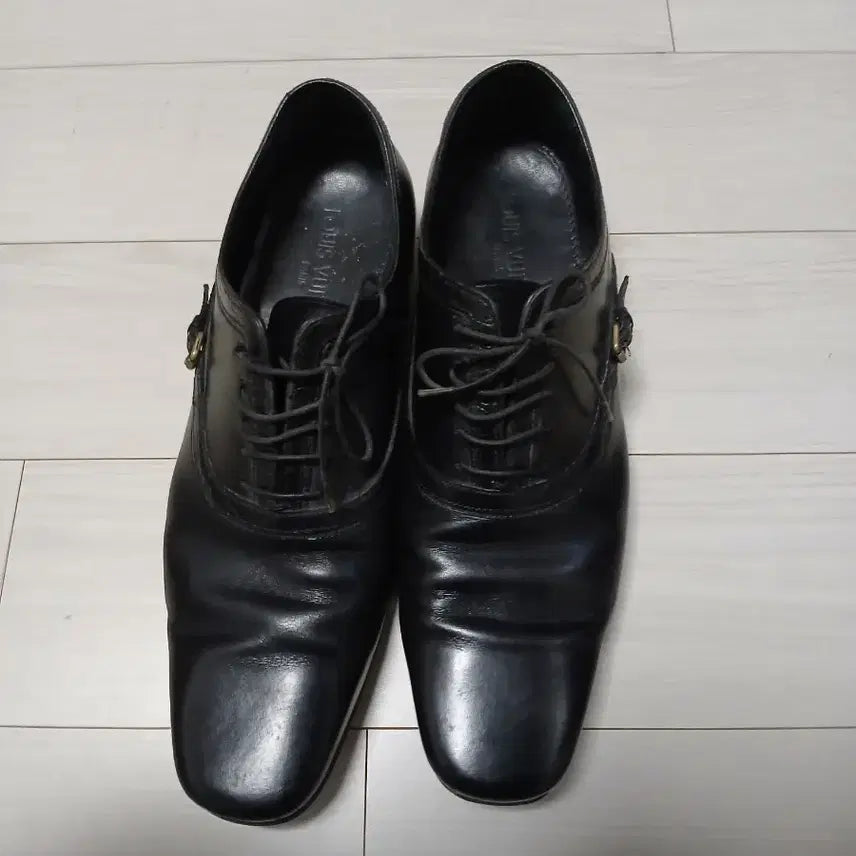 [SOLD OUT] 루이비통 구두