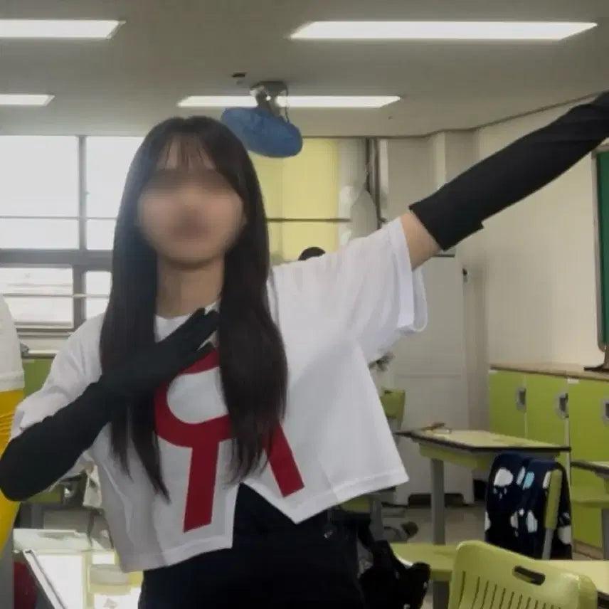 [BUNJANG] Pokemon Team Rocket T-Shirt and Gloves Set / 포켓몬스터 로켓단 티셔츠 + 장갑 세트